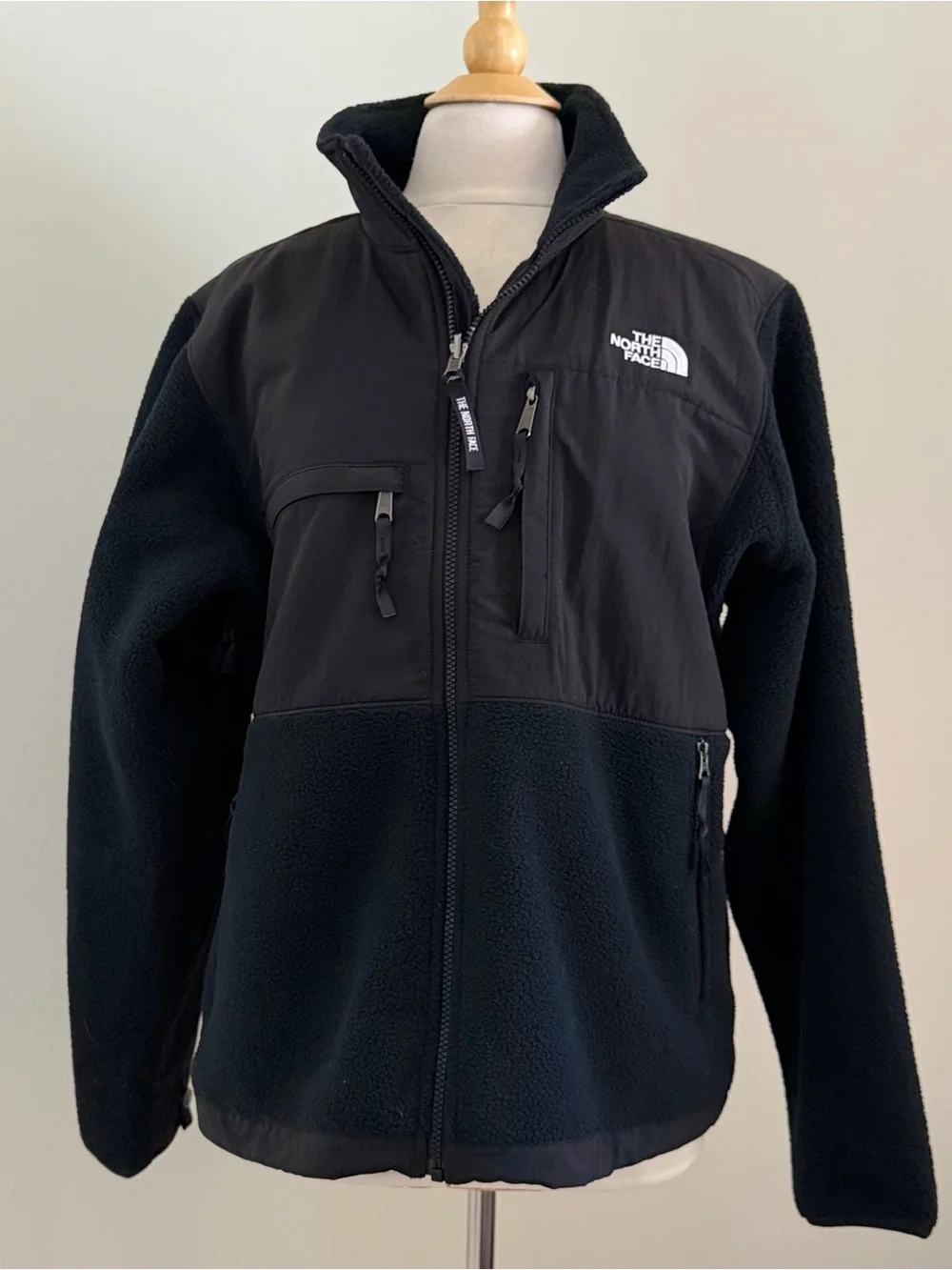 The North Face Men’s Fleece Jacket Black Size M New Without Tags